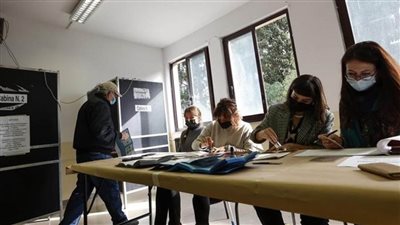 بدء عمليات التصويت في الانتخابات التشريعية الإيطالية