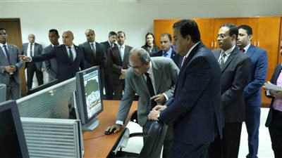 وزير الصحة يتفقد مقر إدارة الأشعة لمتابعة سير العمل والخدمات المقدمة للمواطنين