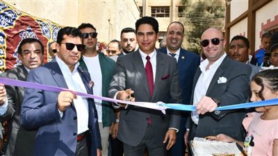 وزير الشباب يفتتح ٣ ملاعب خماسية بتكلفة 3 ملايين جنيه ببنى سويف