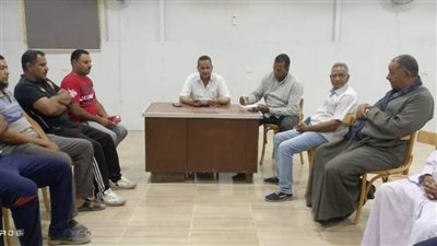 اجتماعات موسعة بكل الأجهزة التنفيذية استعدادًا لمهرجان الهجن الدولي ٢٠٢٢ بالوادي الجديد