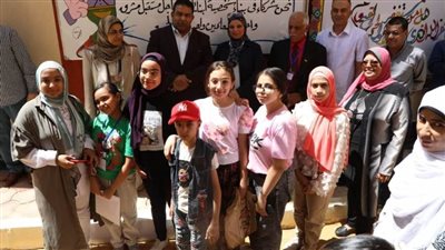 وكيل التعليم يفتتح معرض مركز تنمية القدرات فى التربية الفنية بالوادي الجديد 