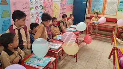 توزيع الهدايا على الأطفال وتلاميذ الصف الأول الابتدائي بكفر الشيخ