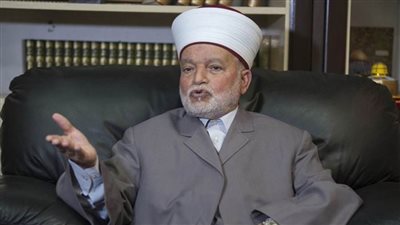 مُفتي فلسطين يحذر من اقتحامات المستوطنين المتصاعدة لباحات المسجد الأقصى