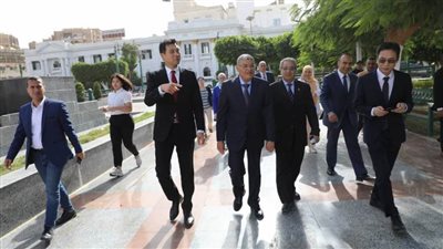 خلال لقائه بمحافظ المنيا سفير كوريا الجنوبية: المنيا مدينة جميلة وتتمتع بالأمن والأمان (صور)