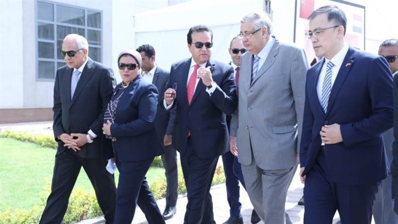 خلال افتتاح مجمع