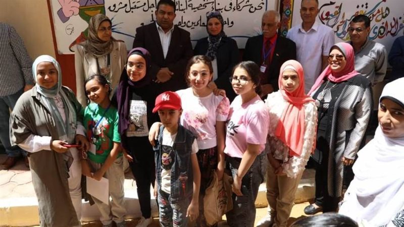 وكيل التعليم يكرم