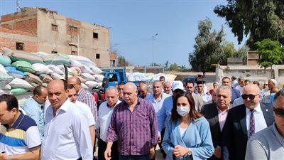 نائب محافظ البحيرة تشكر المزارعين الملتزمين بتوريد الأرز