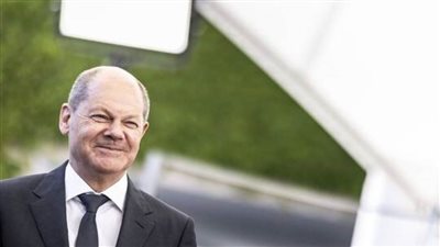 شولتس يفقد أعصابه بعد تصريح وزير الخارجية الأوكراني