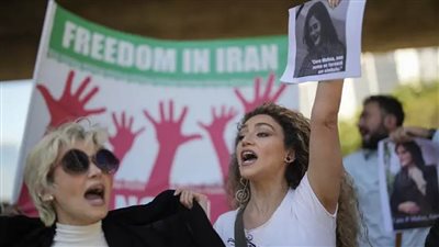 كندا تفرض عقوبات على مسؤولين إيرانيين بينهم عناصر في شرطة الأخلاق