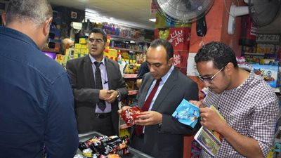 لوجود منتجات منتهية الصلاحية.. نائب المحافظ يوجه بتحرير محضر لأحد المجمعات الاستهلاكية