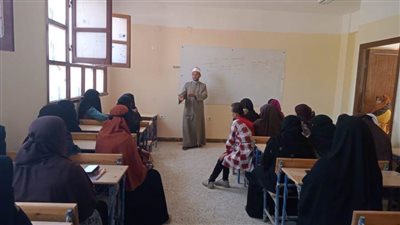 محافظ بني سويف يناقش جهود المجلس القومي لتمكين ودعم المرأة 