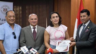 وزير الرياضة يُكرم سمر حمزة ويحيى قنديل ومحمد طارق الرشيدي