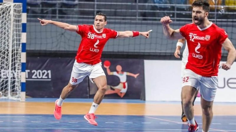 يد رجال الأهلي