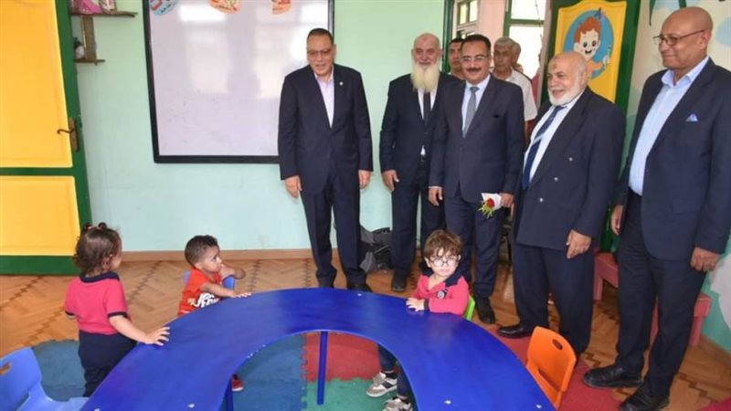 جانب من افتتاح المحافظ