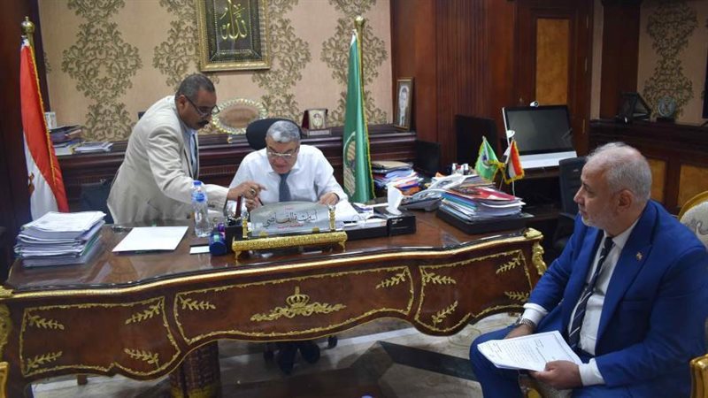 محافظ المنيا يتابع