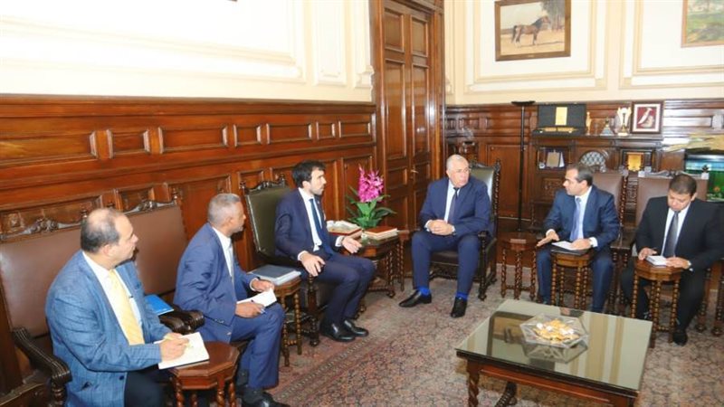 وزيرالزراعة خلال