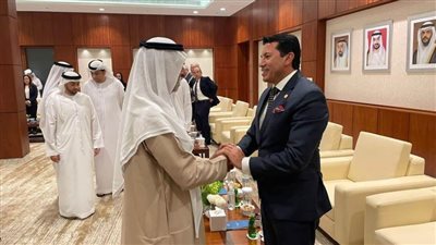 وزير الشباب يشهد الجلسة الافتتاحية للمنتدى الدولي للاتصال الحكومي بالشارقة 