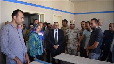 رئيس جامعة بني سويف يتفقد التجهيزات النهائية لبدء الدراسة بالجامعة الأهلية
