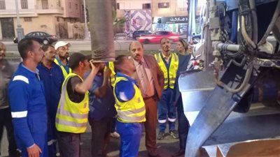 رئيس مياه القناة يشهد اصطفاف سيارات ومعدات الشركة بمحافظة الإسماعيلية