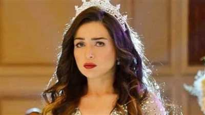 مي عز الدين تطلق مسابقة لربح فستانها في 