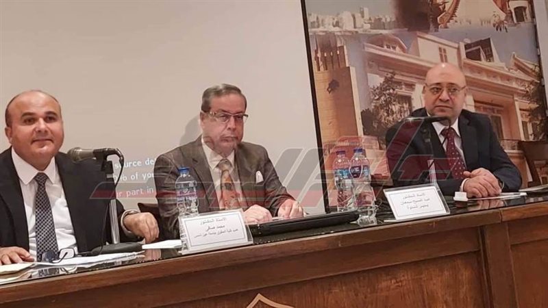 جانب من الندوه