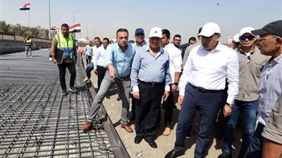 رئيس الوزراء يتفقد أعمال تنفيذ المرحلة الثانية من مشروع تطوير الطريق الدائري