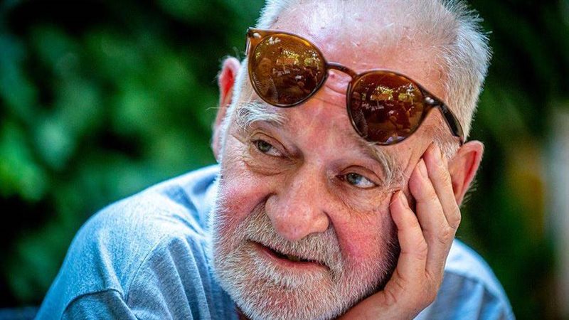 المخرج المجري بيلا