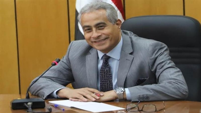 وزير القوى العاملة