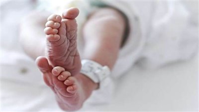 سقوط زوجين عرضا طفلة للبيع عبر الفيسبوك