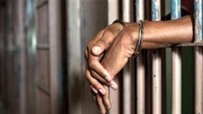 حبس المتهم بقتل والديه وإصابة جدته ونجلة شقيقته في بنها