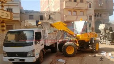 رفع كفاءة منظومة النظافة بمحيط المدارس في كفر الشيخ