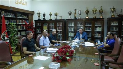 الخطيب يجتمع مع كولر قبل السفر لرحلة علاجية.. تعرف على التفاصيل