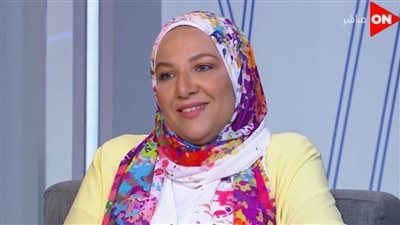 فكري صادق يعتذر لابنة سعيد صالح على الهواء 