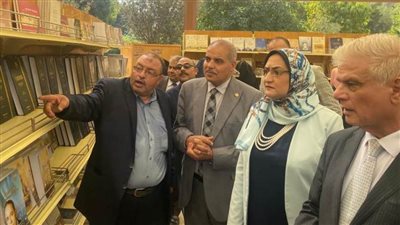 افتتاح معرض دار الكتب والوثائق بمقر المنظمة العالمية لخريجي الأزهر 