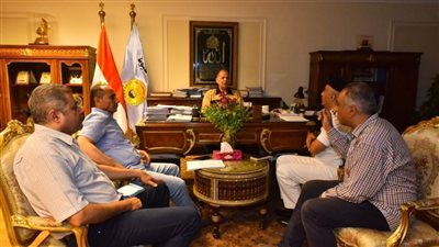 محافظ أسيوط يتابع اللمسات النهائية لتطوير طريق دير درنكة ضمن مسار رحلة العائلة المقدسة