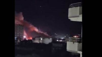 قتلى وجرحى من المسؤولين الصوماليين في تفجيرين انتحاريين استهدفا مقرا حكوميا