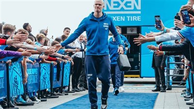 هالاند: «صلاح» و«ماني» أفضل من لعبت ضدهما