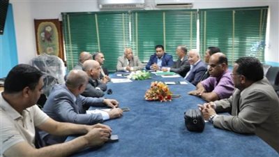 وكيل تعليم الوادى الجديد يشارك باجتماع مجلس الآباء والأمناء