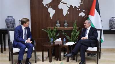 اشتية يطالب بريطانيا بالاعتراف بدولة فلسطين على حدود 1967 مع القدس عاصمة لها