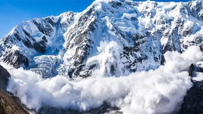 الهند.. ارتفاع حصيلة انهيار جليدي بجبال الهيمالايا إلى 26 قتيلا