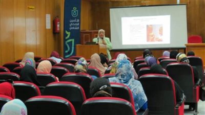 الرعاية الصحية واليونيسيف يطلقان برنامجًا تدريبيًا للتوعية بتغذية الأم والطفل