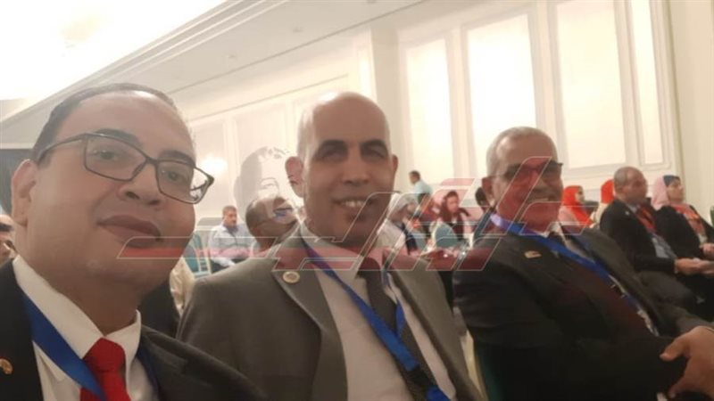 خلال المؤتمر