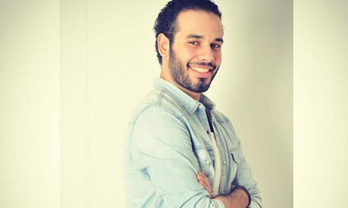 عزوز عادل يتعاقد على المشاركة في "ولاد تسعة"