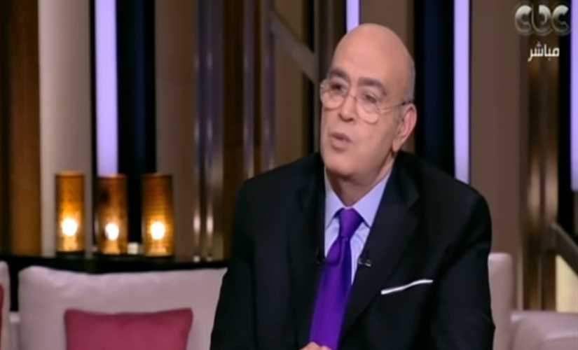عماد أديب: الإعلام ساهم في إبقاء نظام ثورة 30 يونيه ولينا حق عند الحكومة (فيديو)