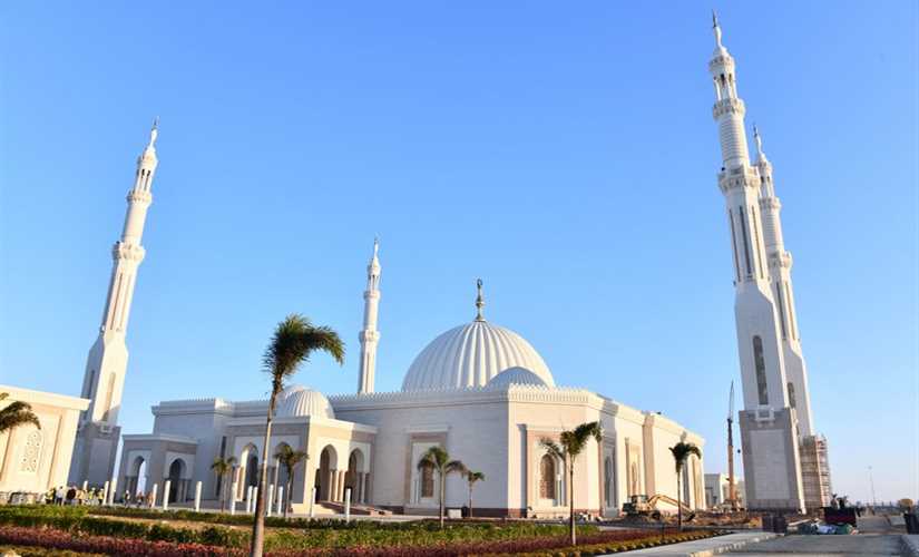 حلقة خاصة عن مسجد "الفتاح العليم" بالعاصمة الإدارية قبل افتتاحه