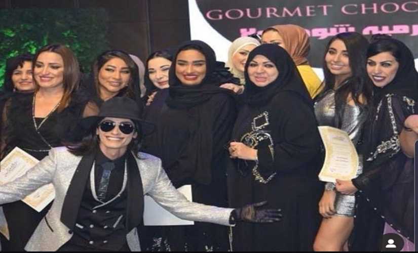 حضور مميز لمشاهير الفن والسوشيال ميديا فى عروض أزياء أسبوع الموضة.. صور