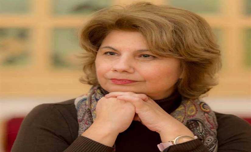 بيرسا كوموتسي: الجمهور اليوناني متعطش لقراءة الأدب المصري