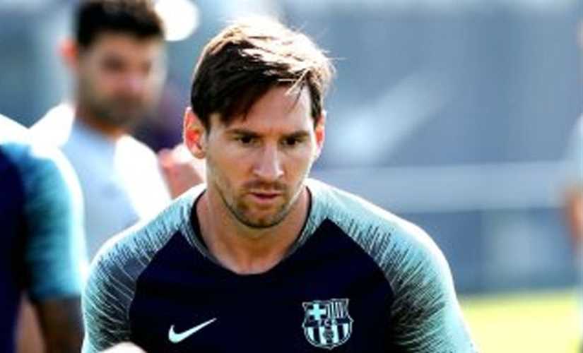 ميسي يقود هجوم برشلونة المتوقع أمام ريال سوسيداد