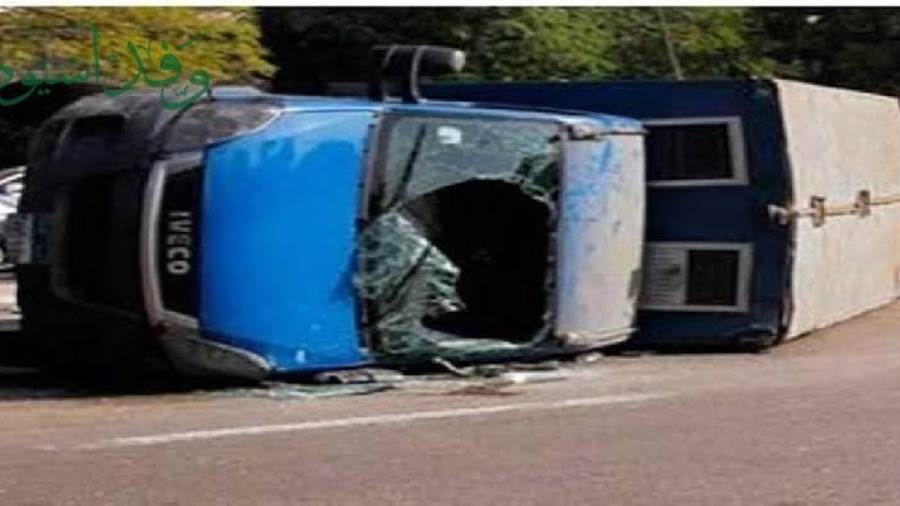 انقلاب لوري أرشيفية