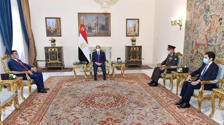 الرئيس عبد الفتاح السيسي يستقبل وزير دفاع جمهورية العراق